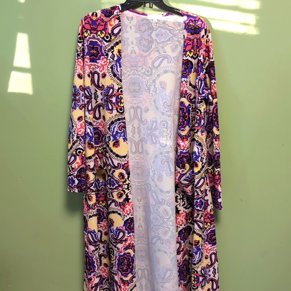 LuLa Roe Textured Duster - Picture 5 of 6